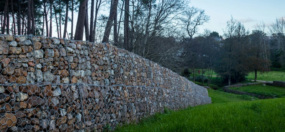 Retaining Walling